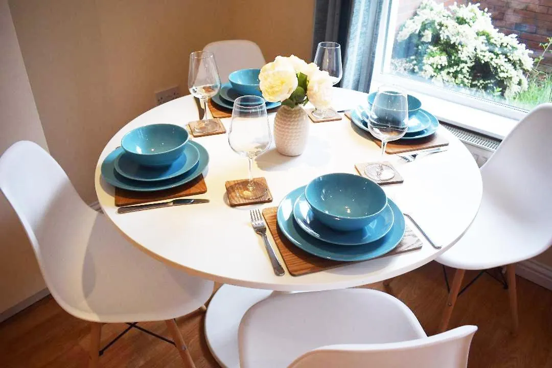 Stylish And Modern Townhouse Apartment Belfast United Kingdom